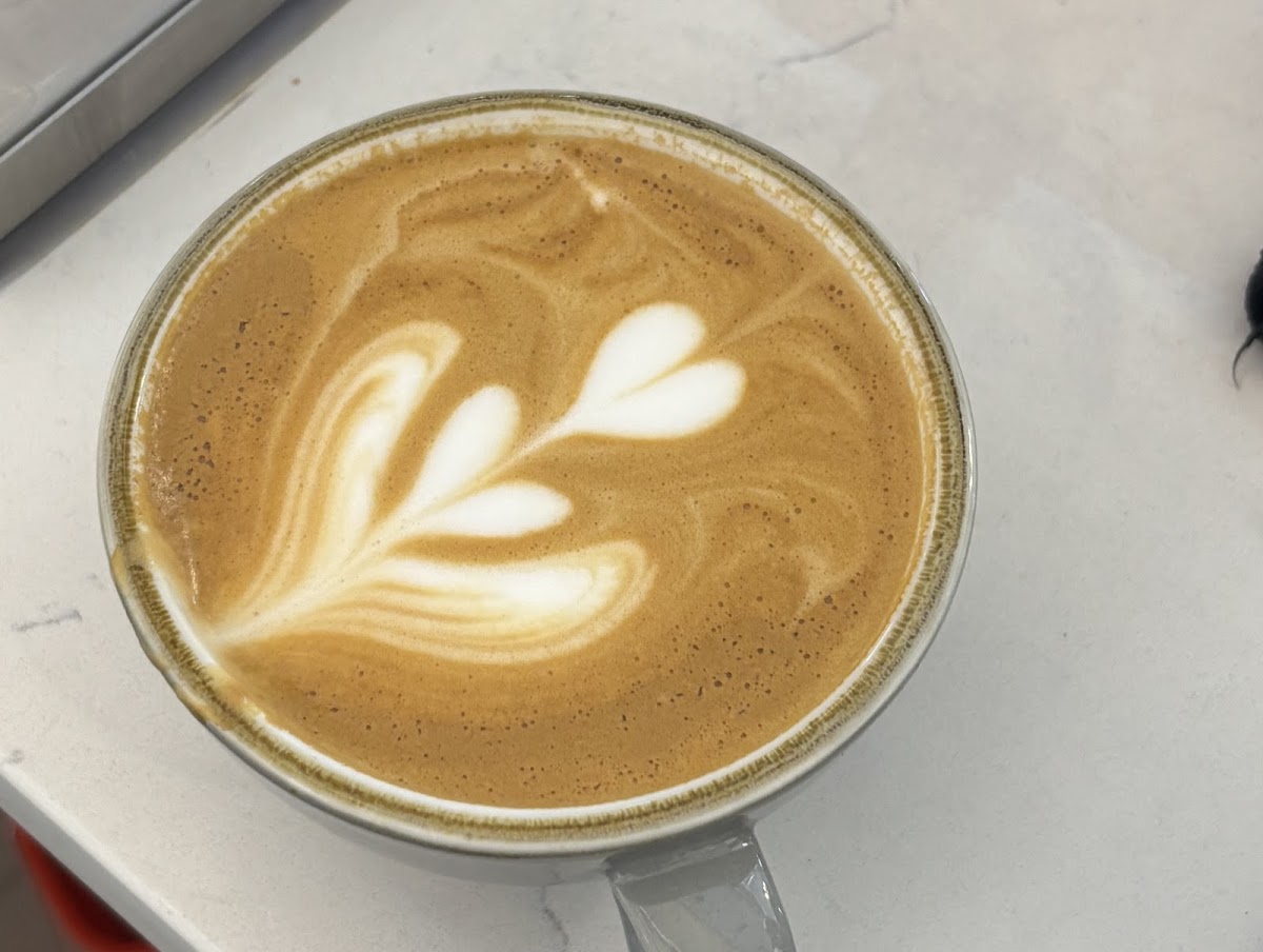 Underdog coffee and bread - Photo 3