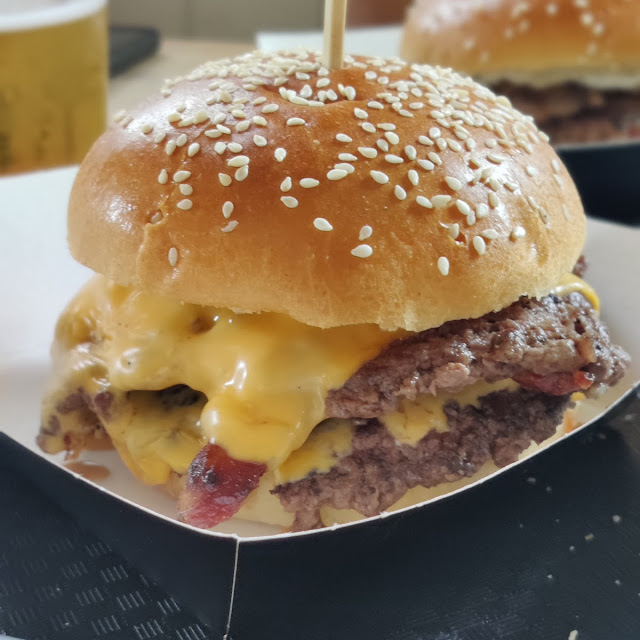 Rad Burger