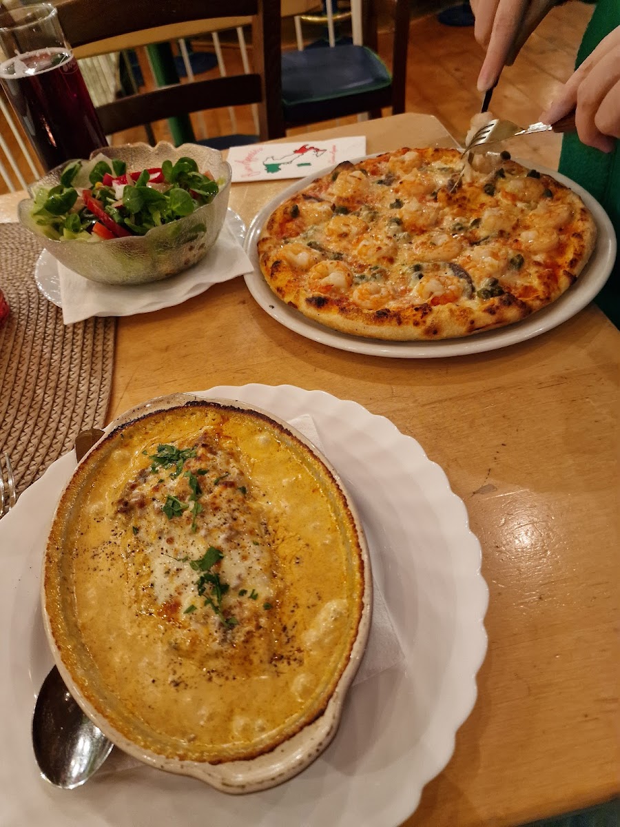 San Danielle Pizza e Pasta - Photo 6