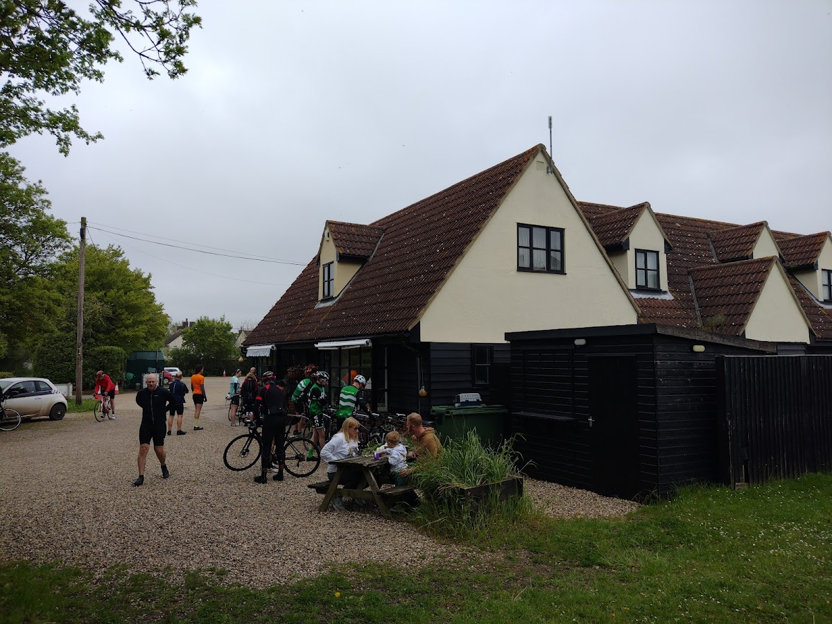 Snug Cafe - Photo 3