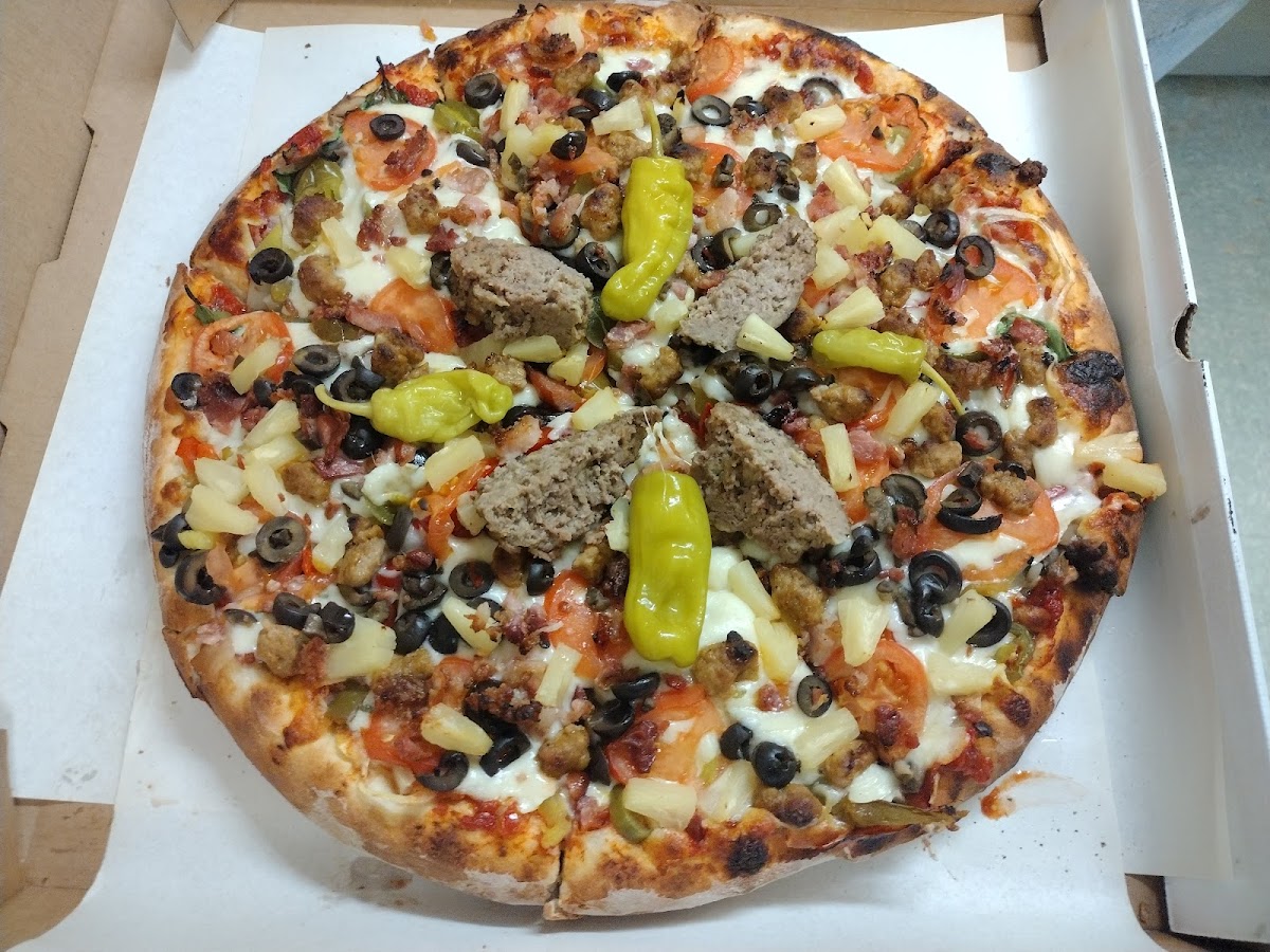 Matoli's Pizza & Subs - Photo 1