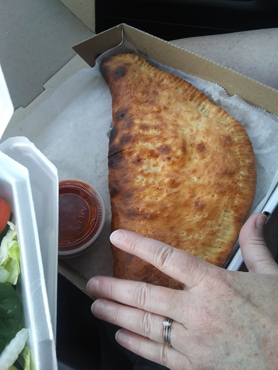 Matoli's Pizza & Subs - Photo 4