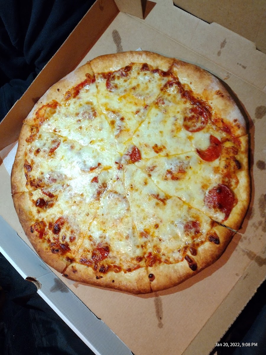 Matoli's Pizza & Subs - Photo 8