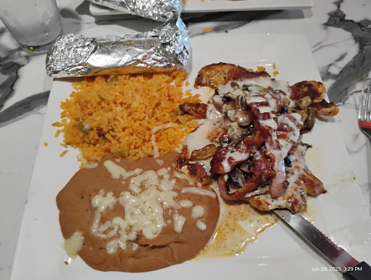Don Patron Mexican Restaurant - Photo 3