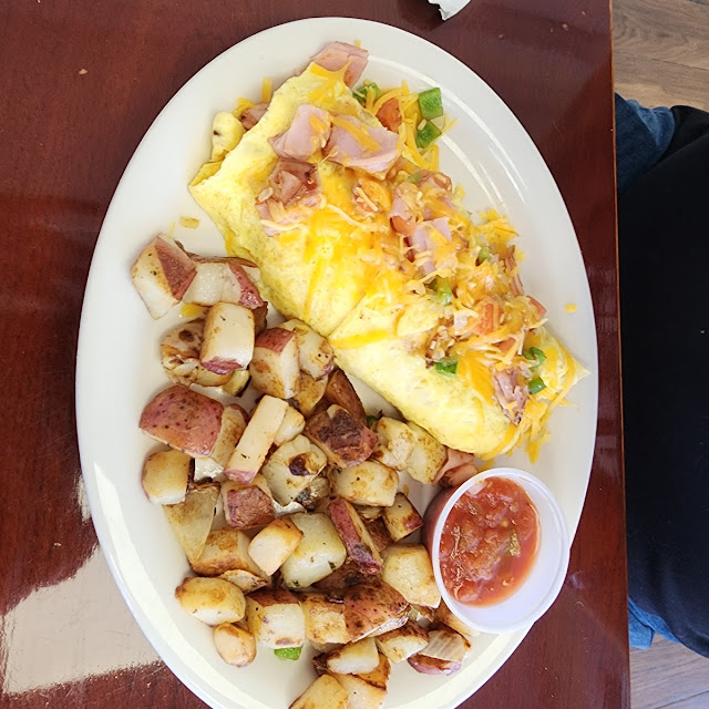 Cheeseburger Omelet