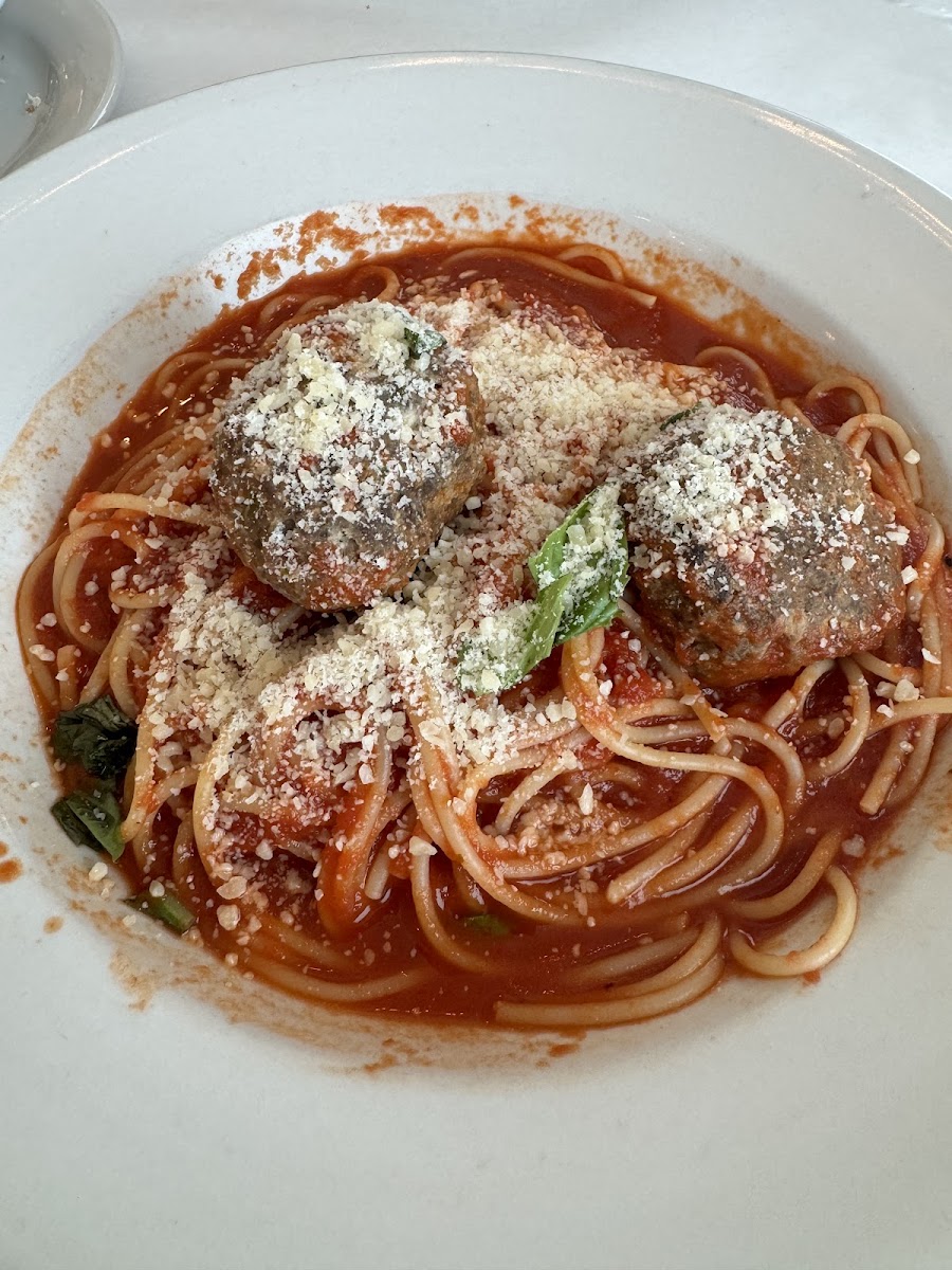 Prego's Trattoria - Photo 8