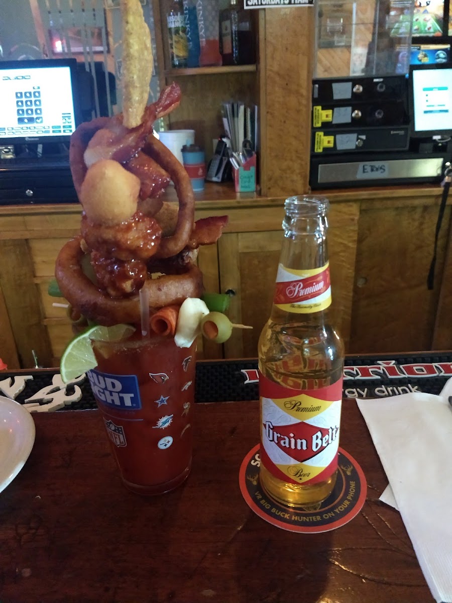 LeRoy's Bar & Grill - Photo 5