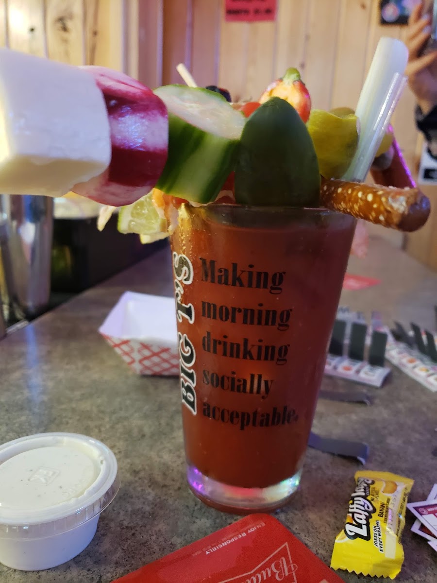Big T's Saloon & Dive Bar - Photo 4