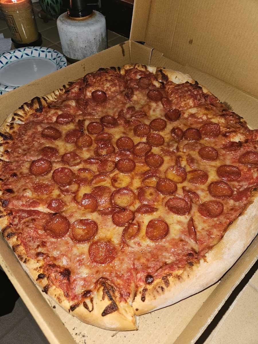 Tom & Nancy's Pizza - Photo 4