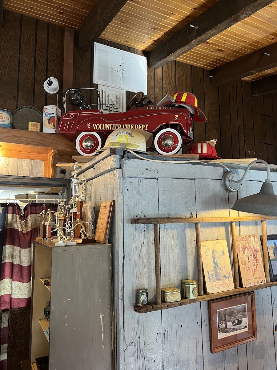 Backroads Cafe And Dairy Bar - Photo 7