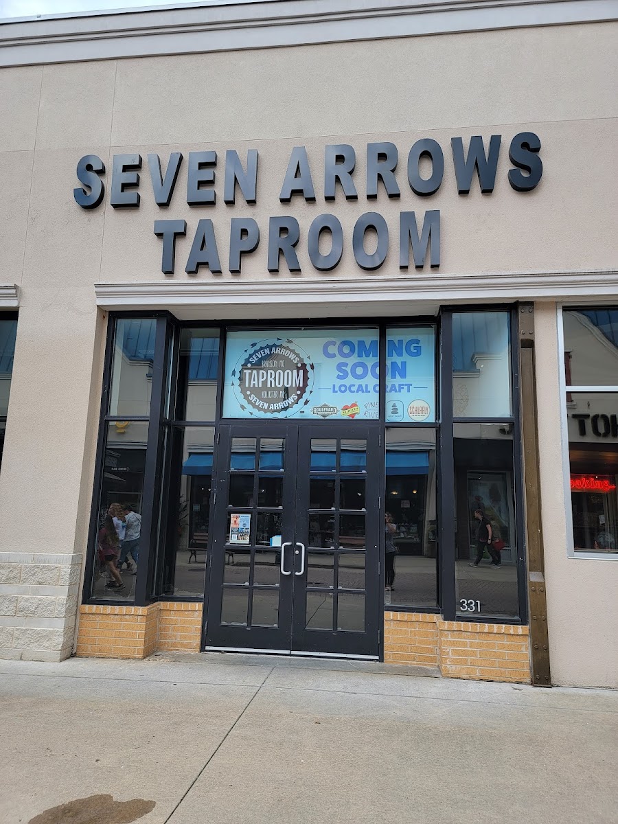Seven Arrows Taproom - Branson Landing