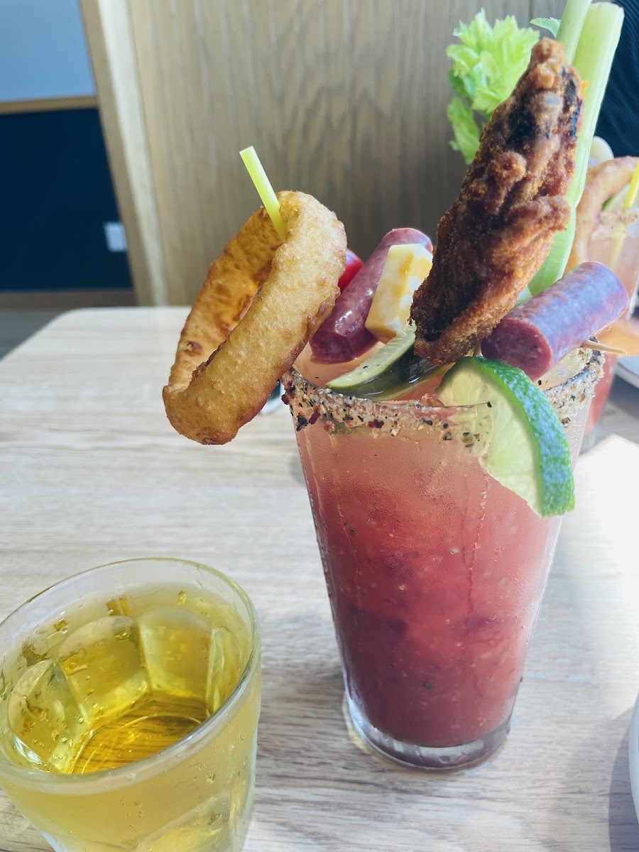 Average Jo's Bar & Grill - Photo 4