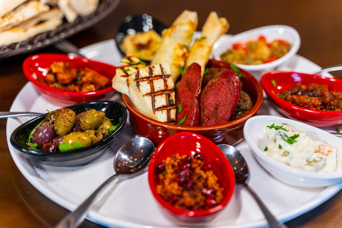 Lezzet Mediterranean bistro - Photo 2