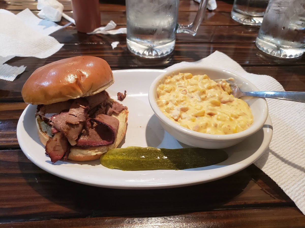 Louisburg BBQ & Brews - Photo 6