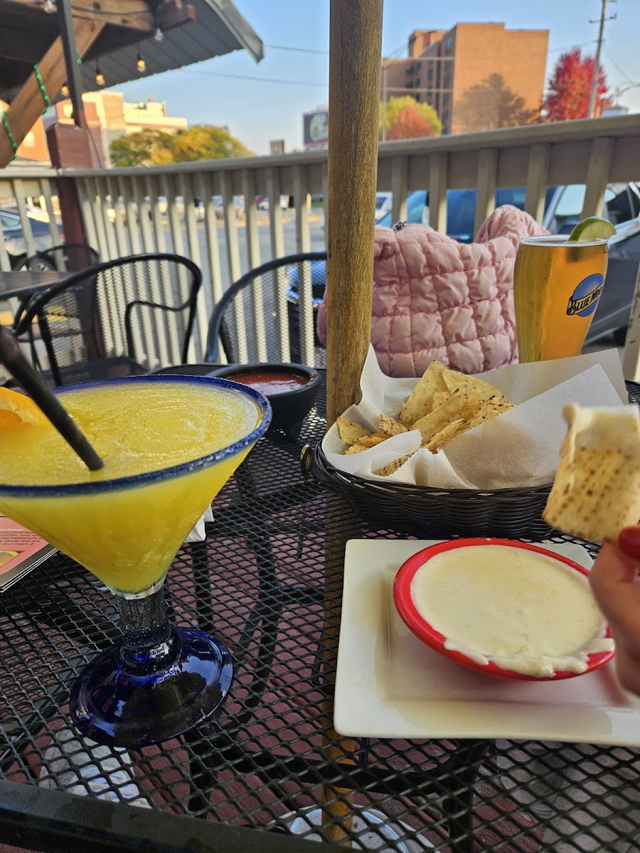 Tequila's Bar & Grill - Photo 3