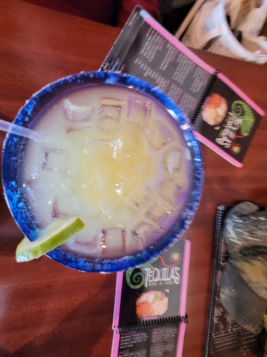 Tequila's Bar & Grill - Photo 6