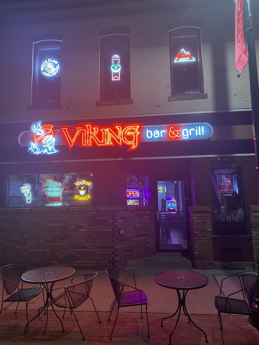 The Viking Bar & Grill - Photo 2