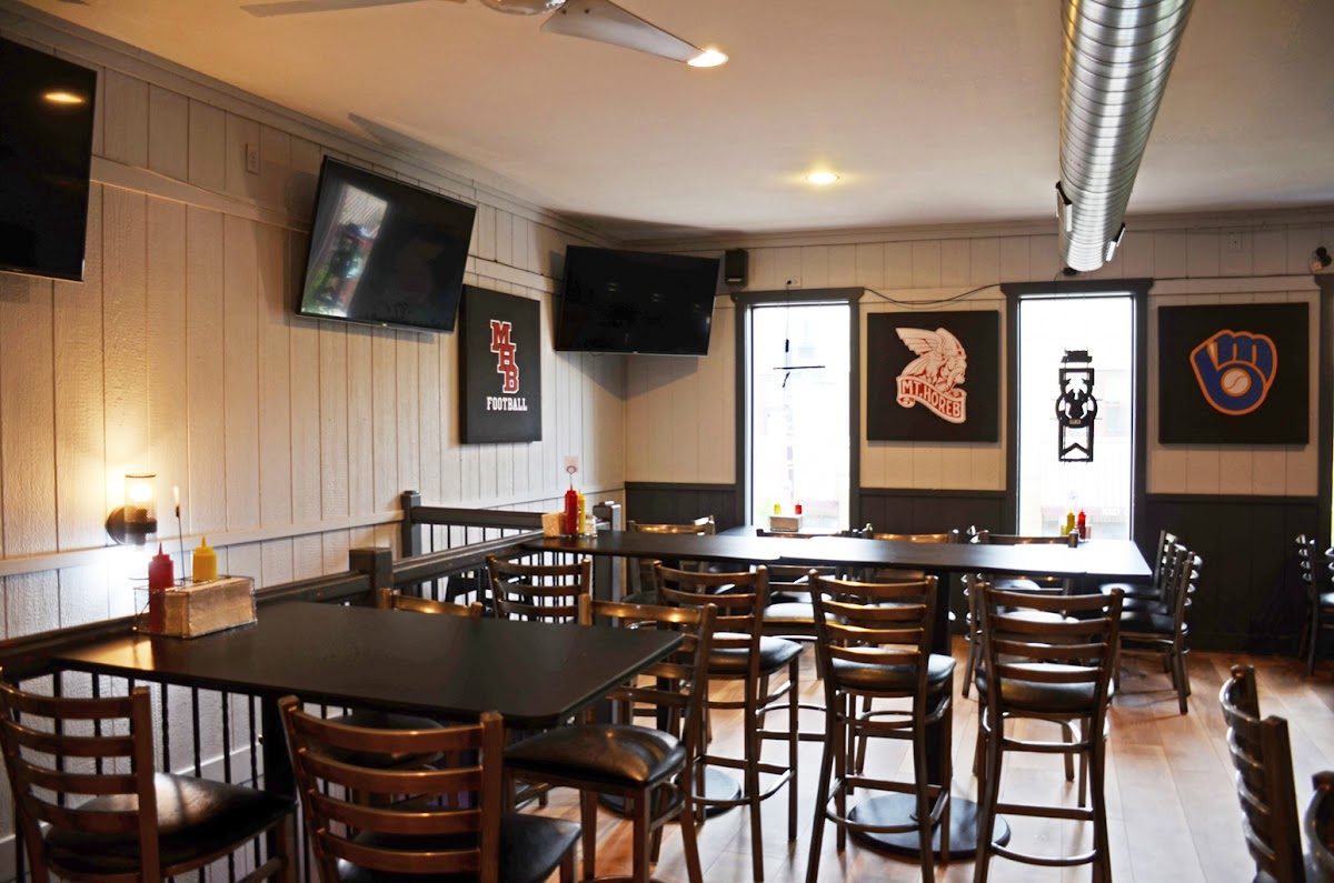 The Viking Bar & Grill - Photo 3