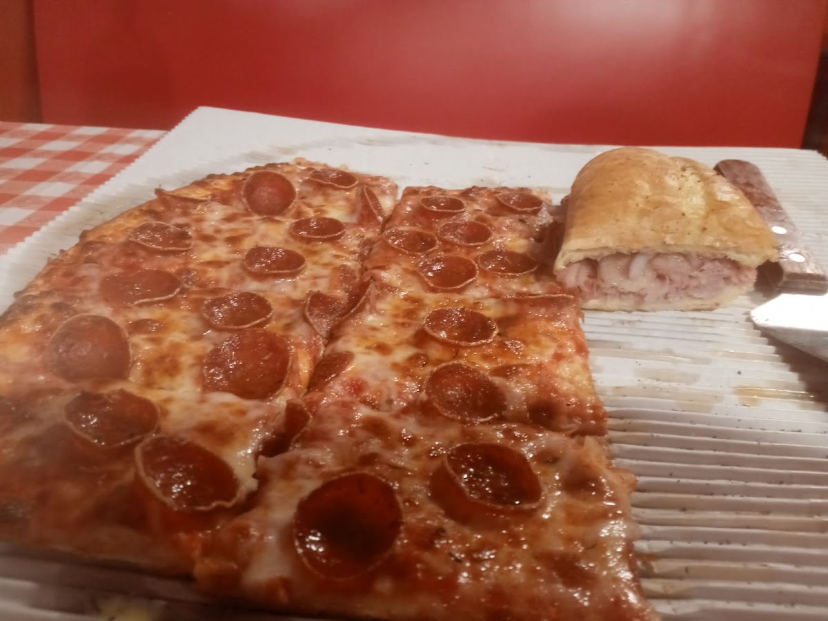 Old Town Pizzeria Frankfort - Photo 4
