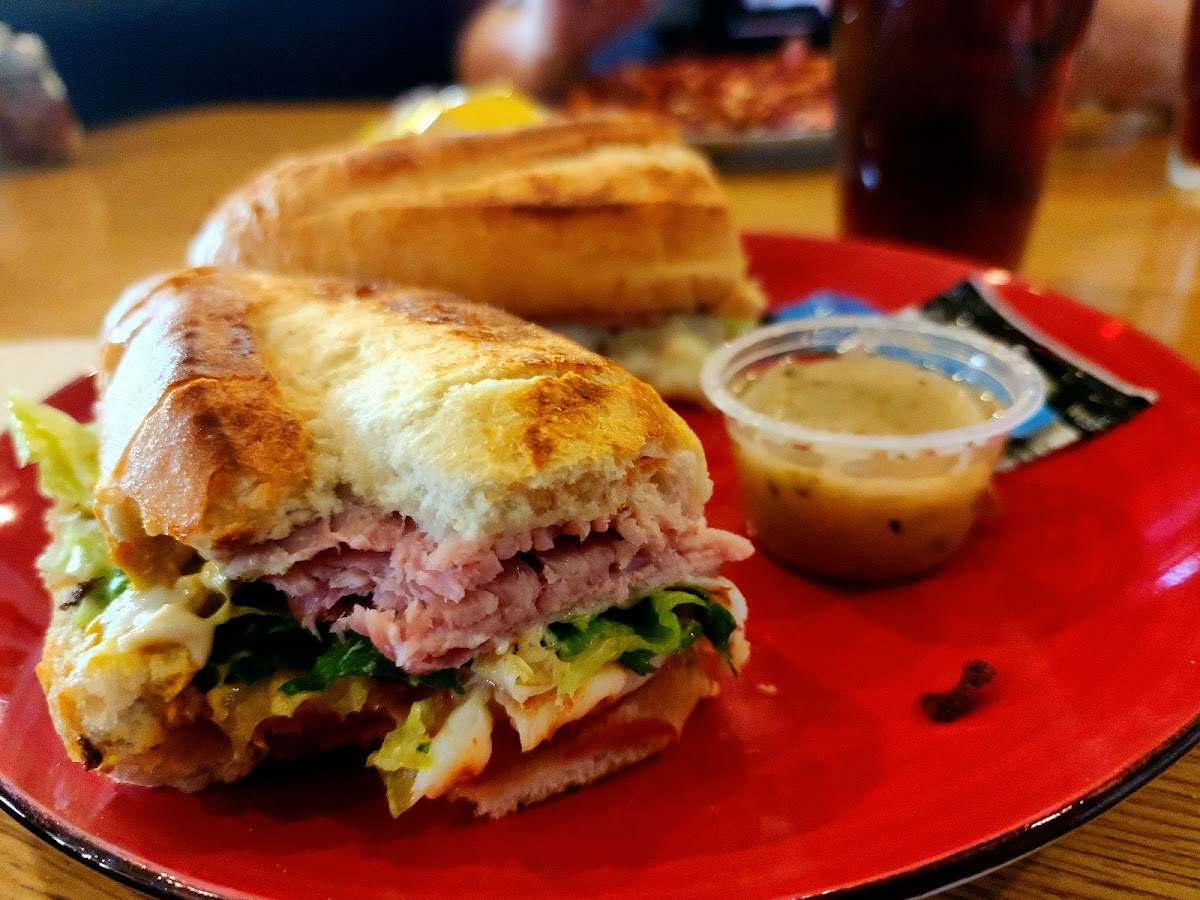 Guido's Pizza - Photo 1