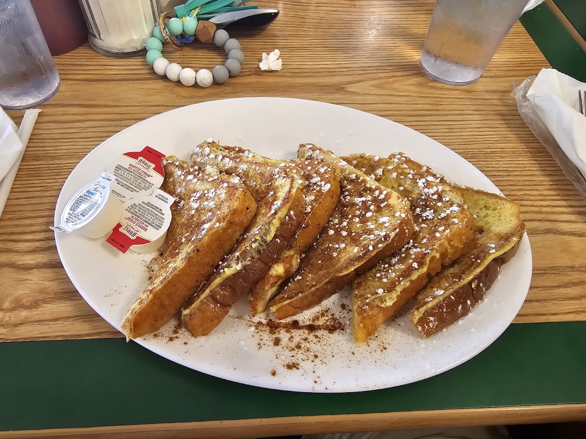 Atlantis Pancake House - Photo 4