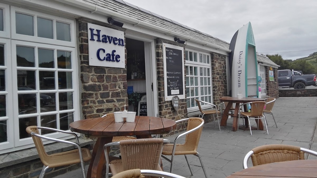 The Haven Beach Shop & Cafe