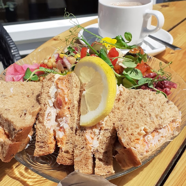 Crab Sandwich