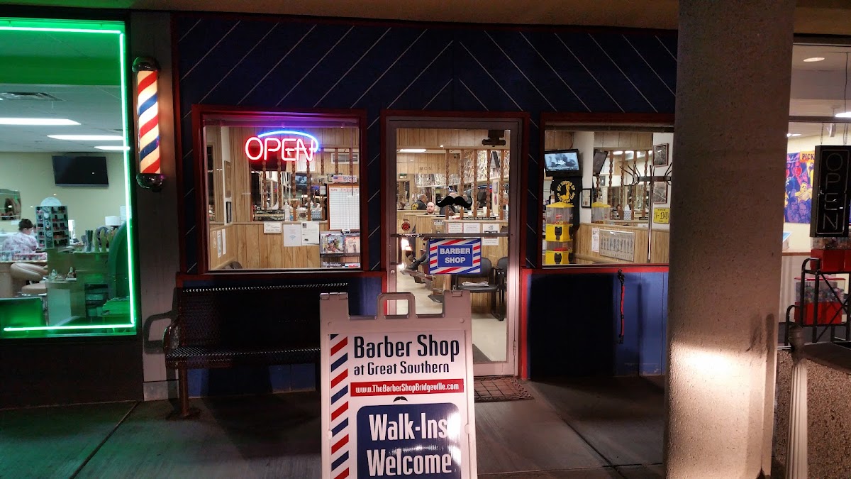 Barber Shop at Great Southern - Photo 3