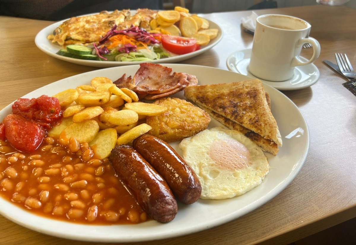 Sam's Cafe & Takeaway - Photo 2