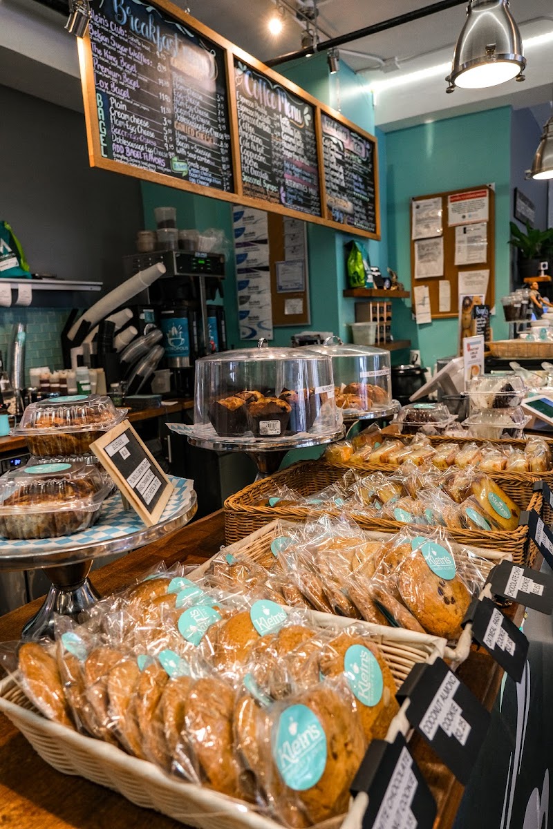 Klein’s Bakery & Cafe (LakeviewEast) - Photo 3