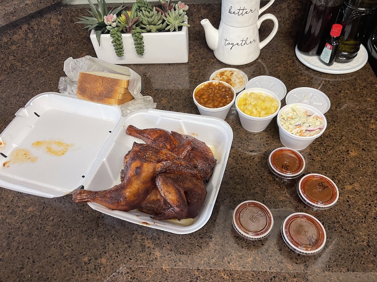 Tipsy Pig BBQ - Photo 1