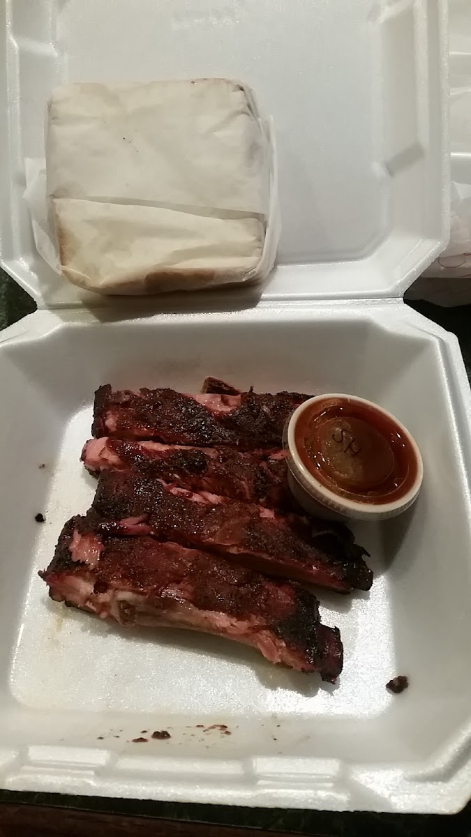 Tipsy Pig BBQ - Photo 7