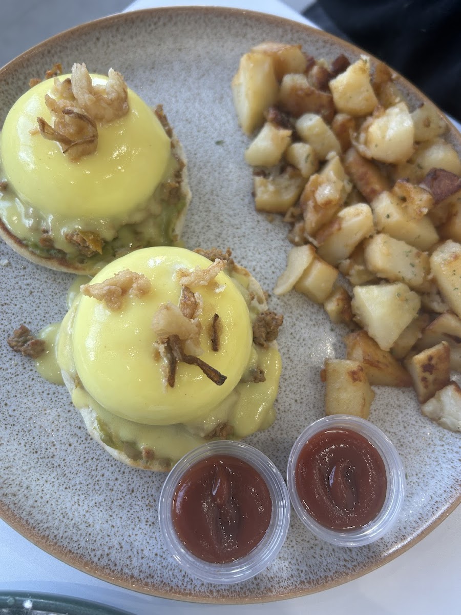 Hathaways Diner - Photo 7