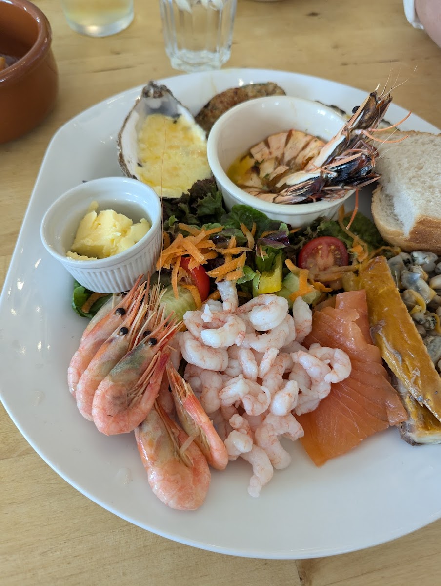 Seafood at dawn - Photo 2