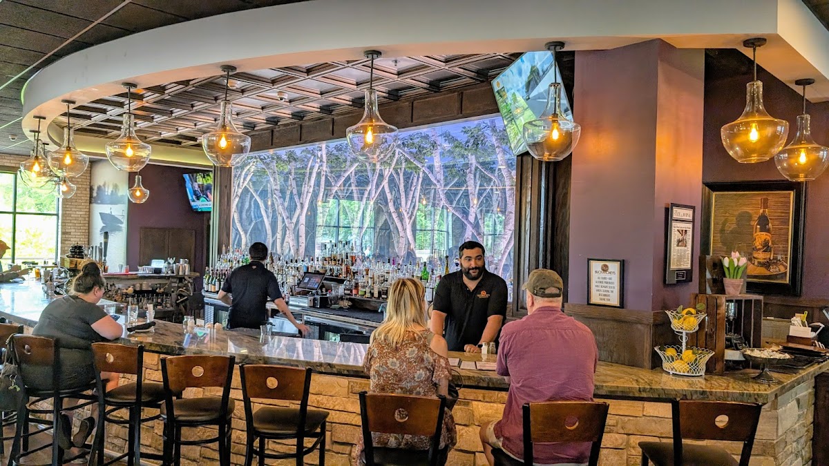 Buck & Honey's - Monona - Photo 2