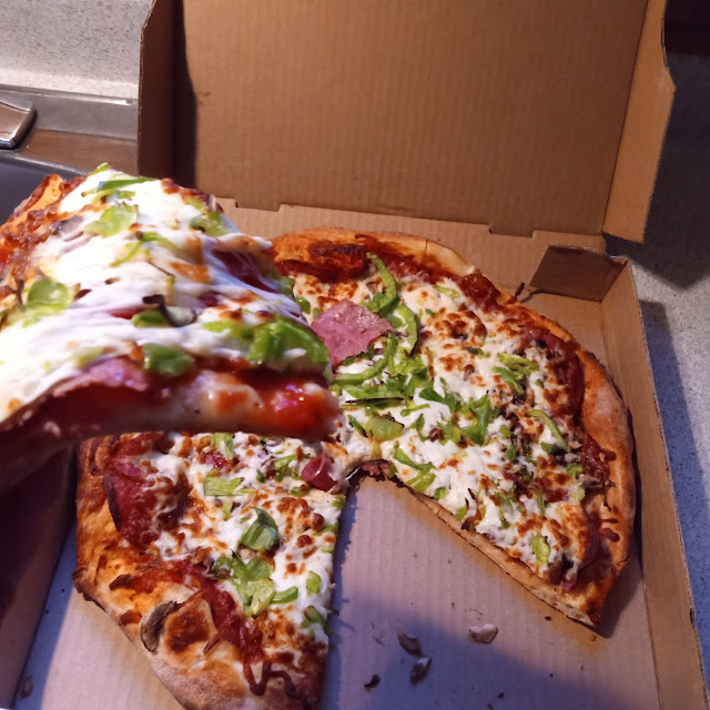 Pizza Toute Garnie Absolument Délicieuse