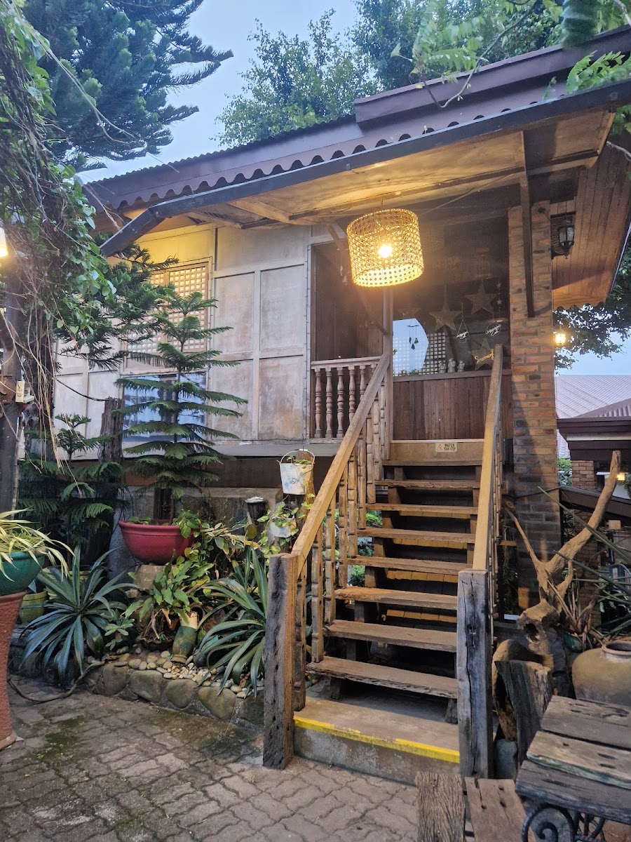 Palmeras Garden Restaurant - Photo 5