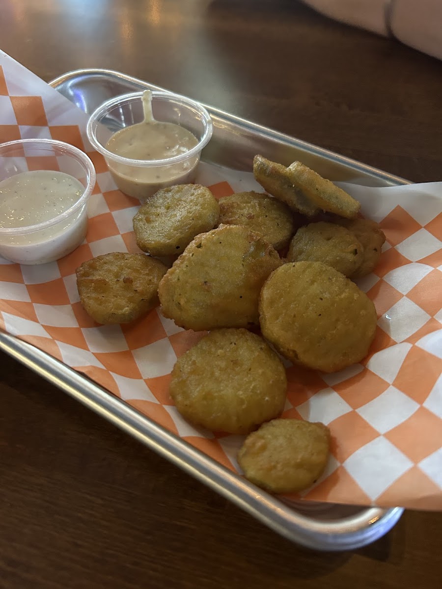 Brothers Pub and Grub - Photo 9