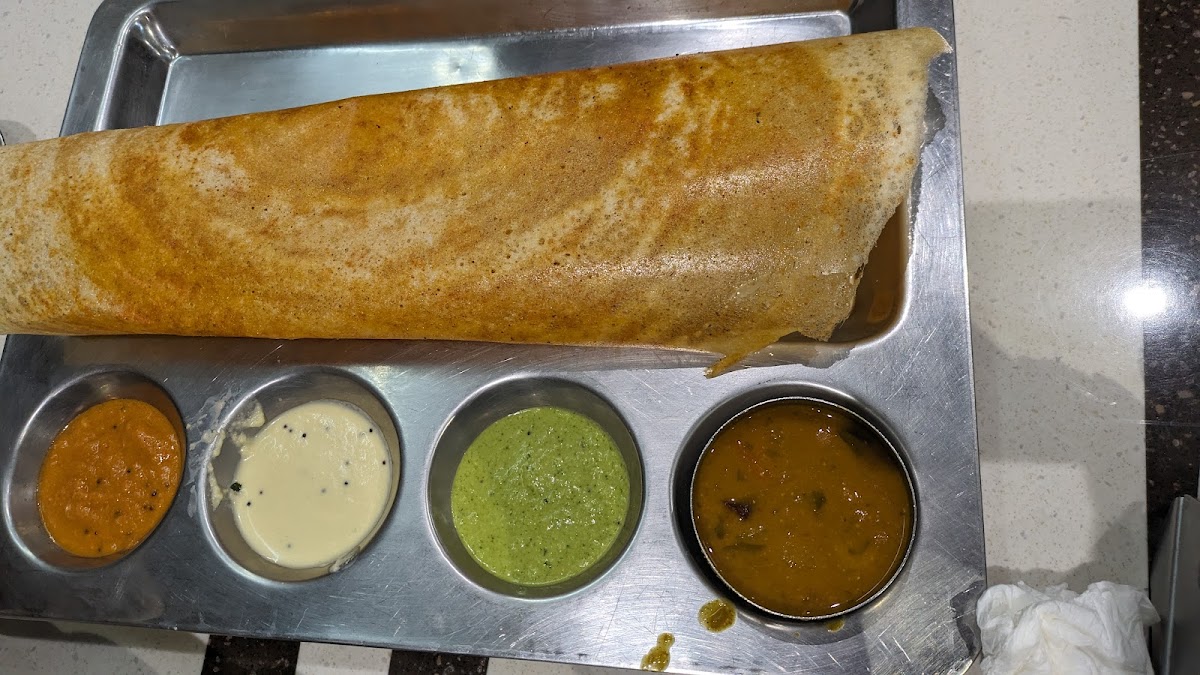 Sangeetha Vegetarian Restaurant - Photo 4