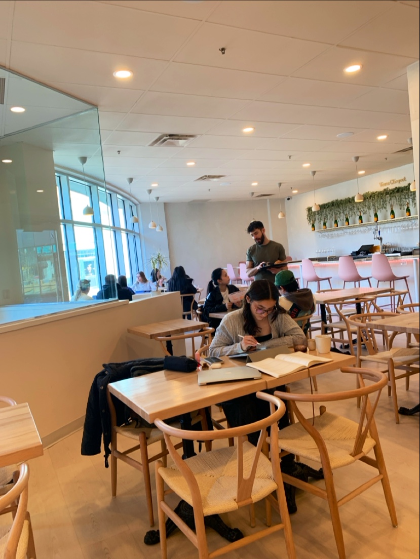 William Henry Café