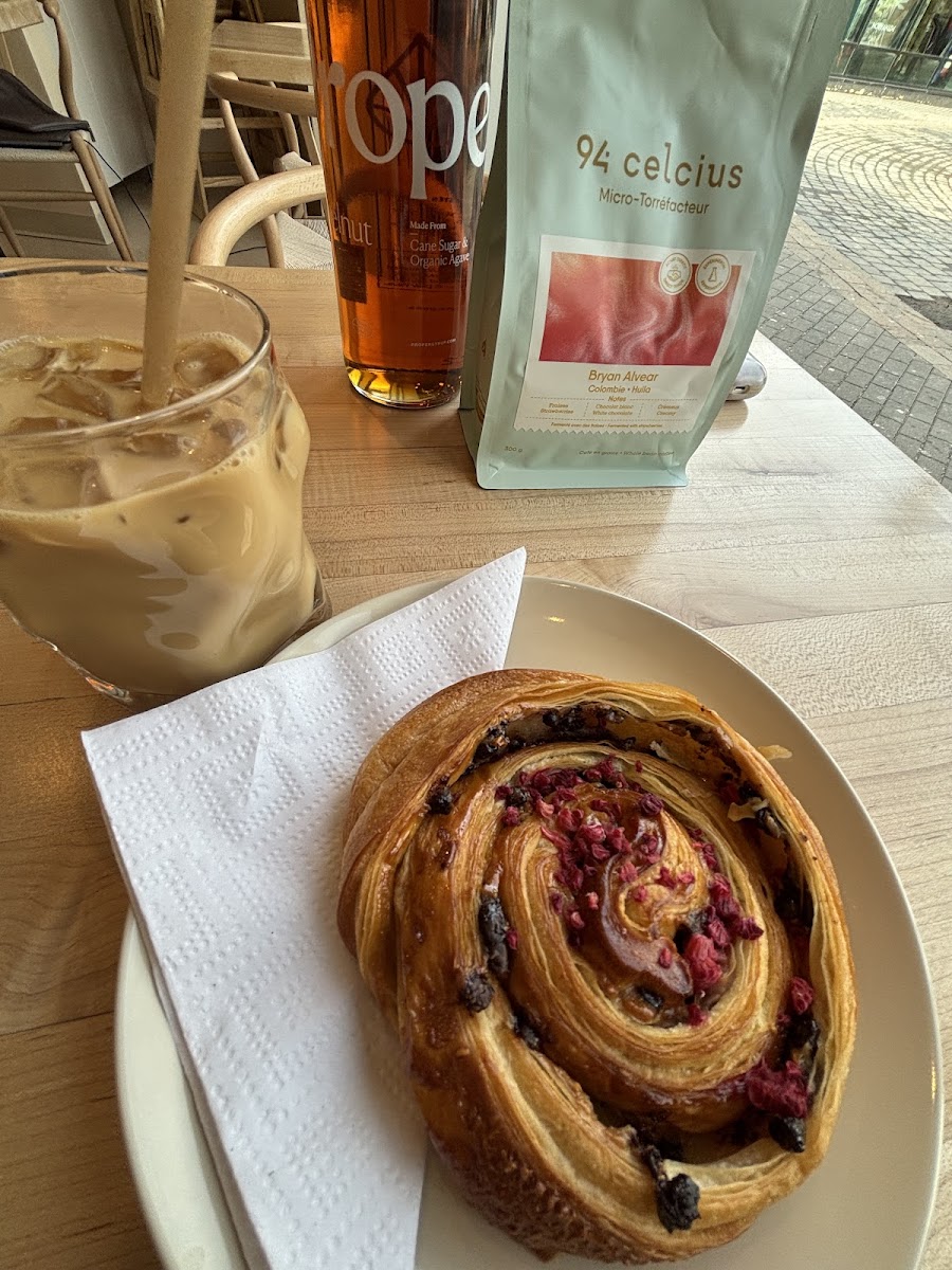William Henry Café - Photo 2