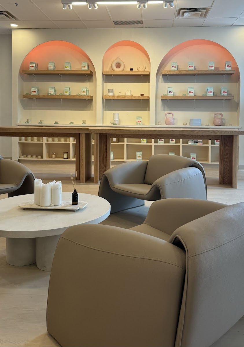 William Henry Café - Photo 3