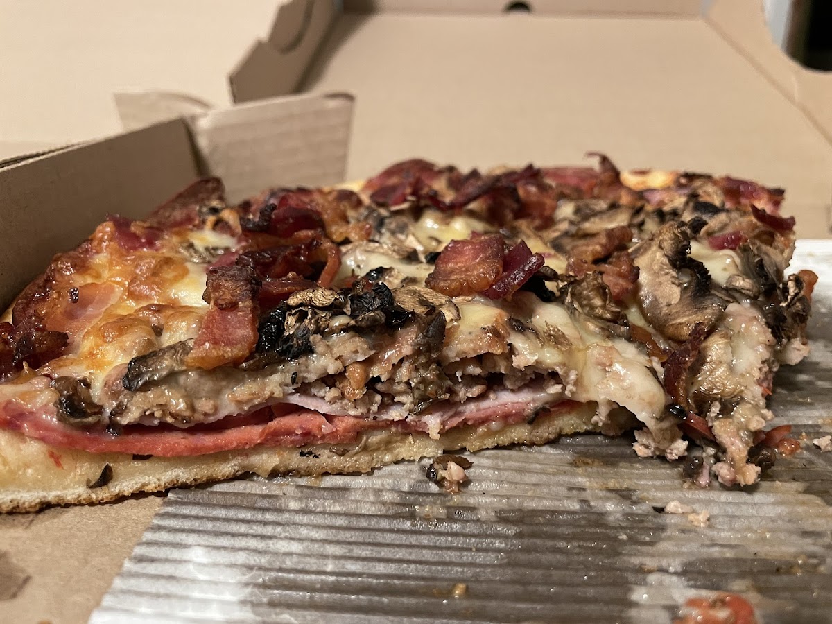 Willows Pizza - Photo 5