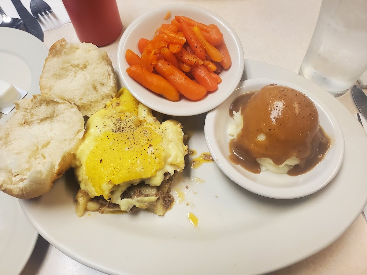 John's Hideaway Restaurant - Photo 1
