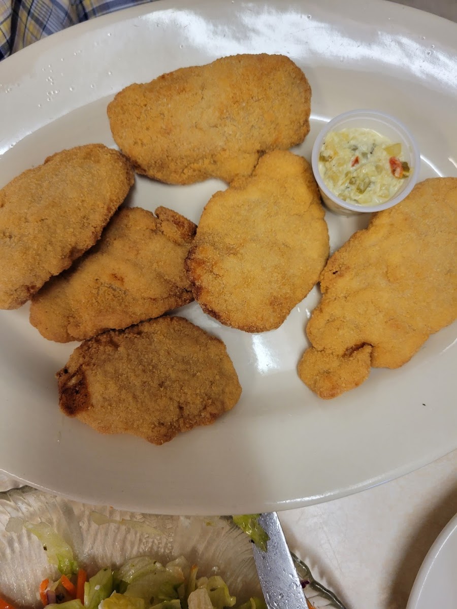 John's Hideaway Restaurant - Photo 8