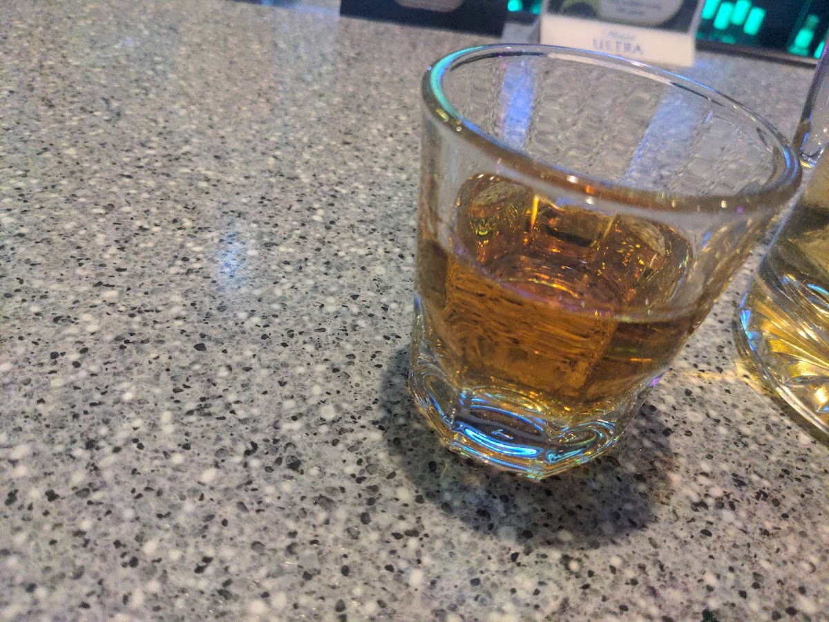 Stonehouse Bar & Grill - Photo 5