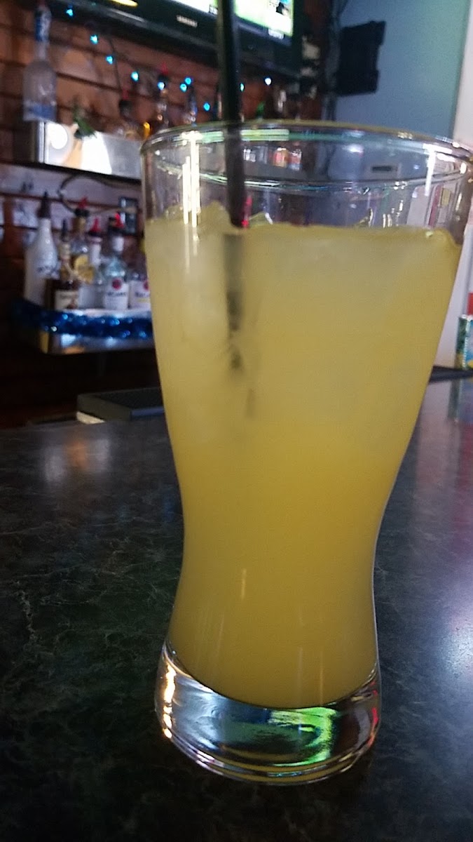 The Great Escape Bar & Grill - Photo 8