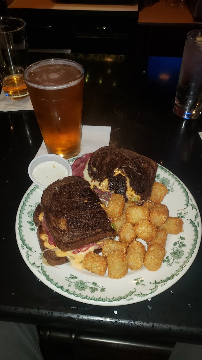 Kitty's Food and Spirits - Photo 5