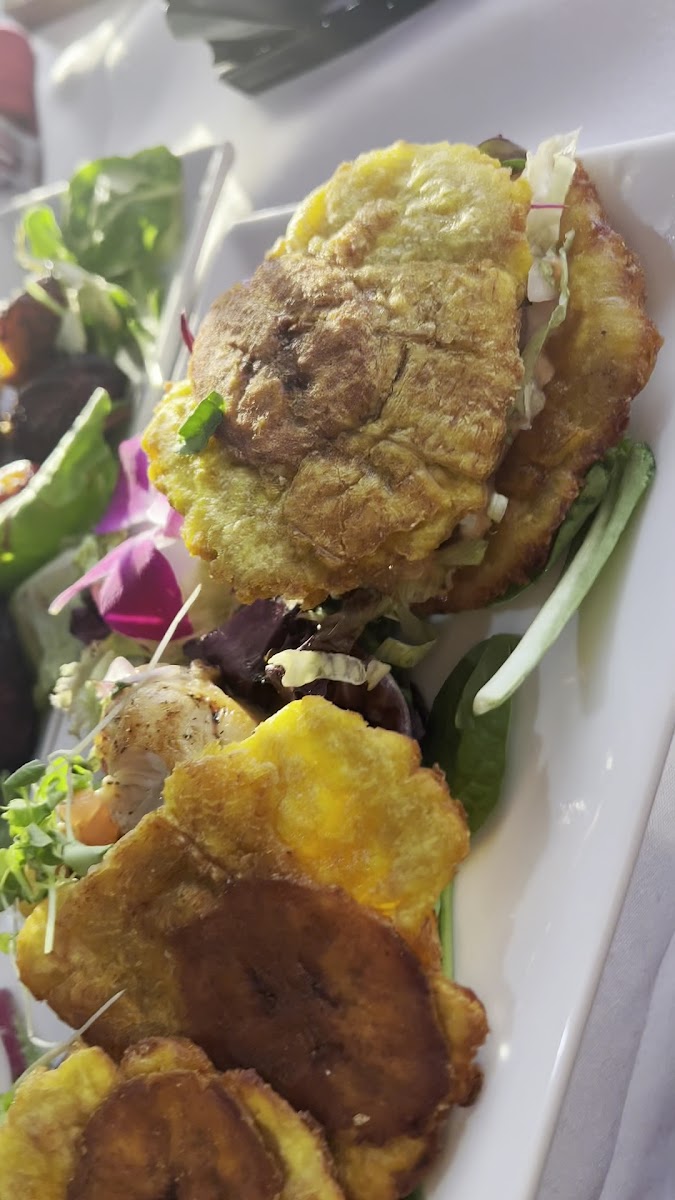 787 Restaurant & Lounge - Photo 1