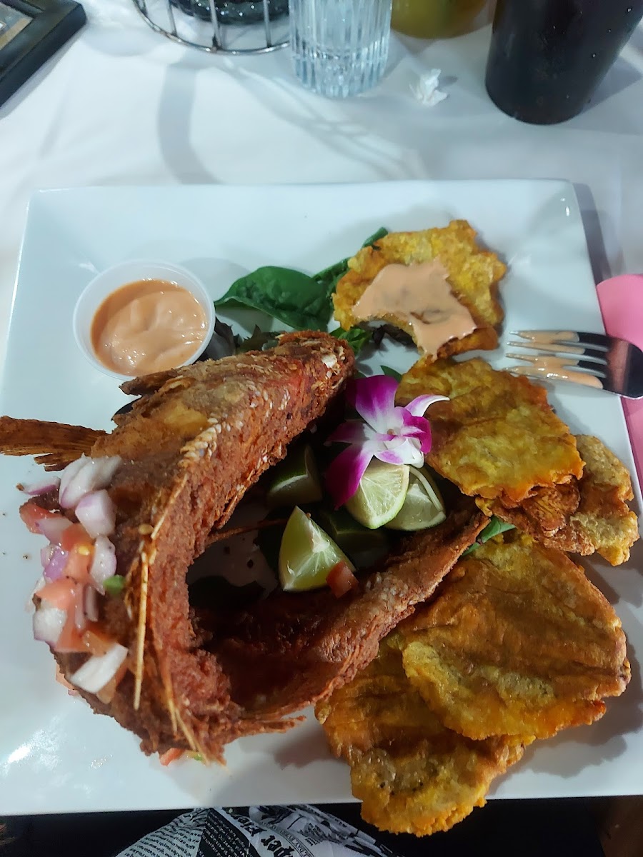 787 Restaurant & Lounge - Photo 4